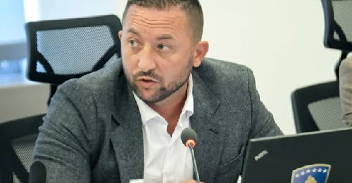 Tarihçiler, Armend Mehaj’ı Kosova Cumhurbaşkanlığı’na Önerdi
