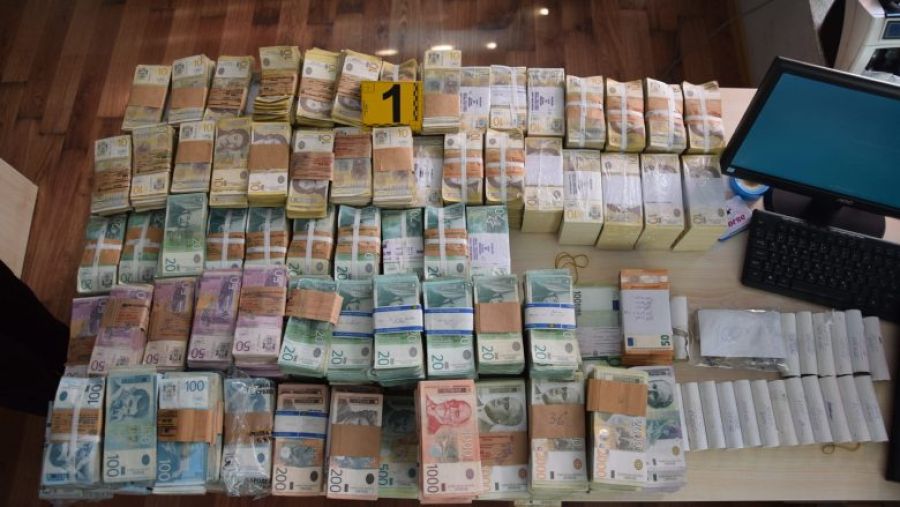 Kuzeyde 75 milyon Dinar 1.6 milyon Euro’ya El Konuldu