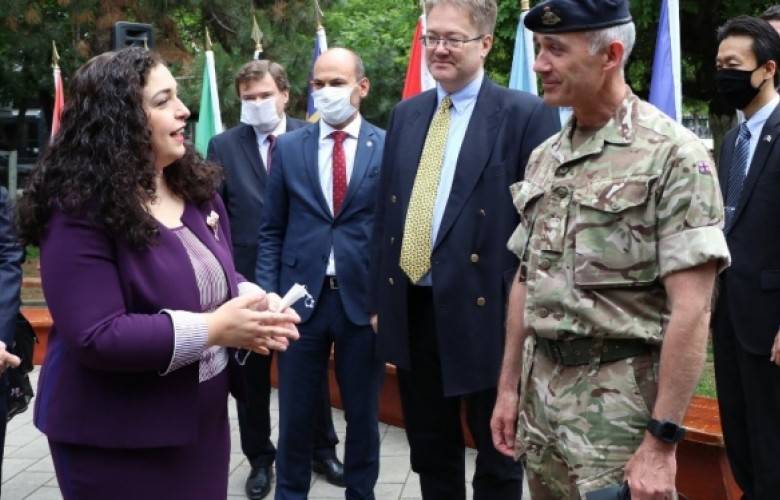 Britanya ve Kosova Güçlü Dost ve Partnerdir