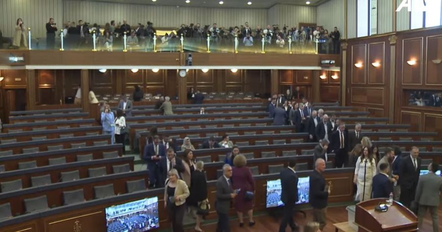 Cumhurbaşkanı Seçimi İçin Meclis Oturumu Saat 14:00’a Ertelendi