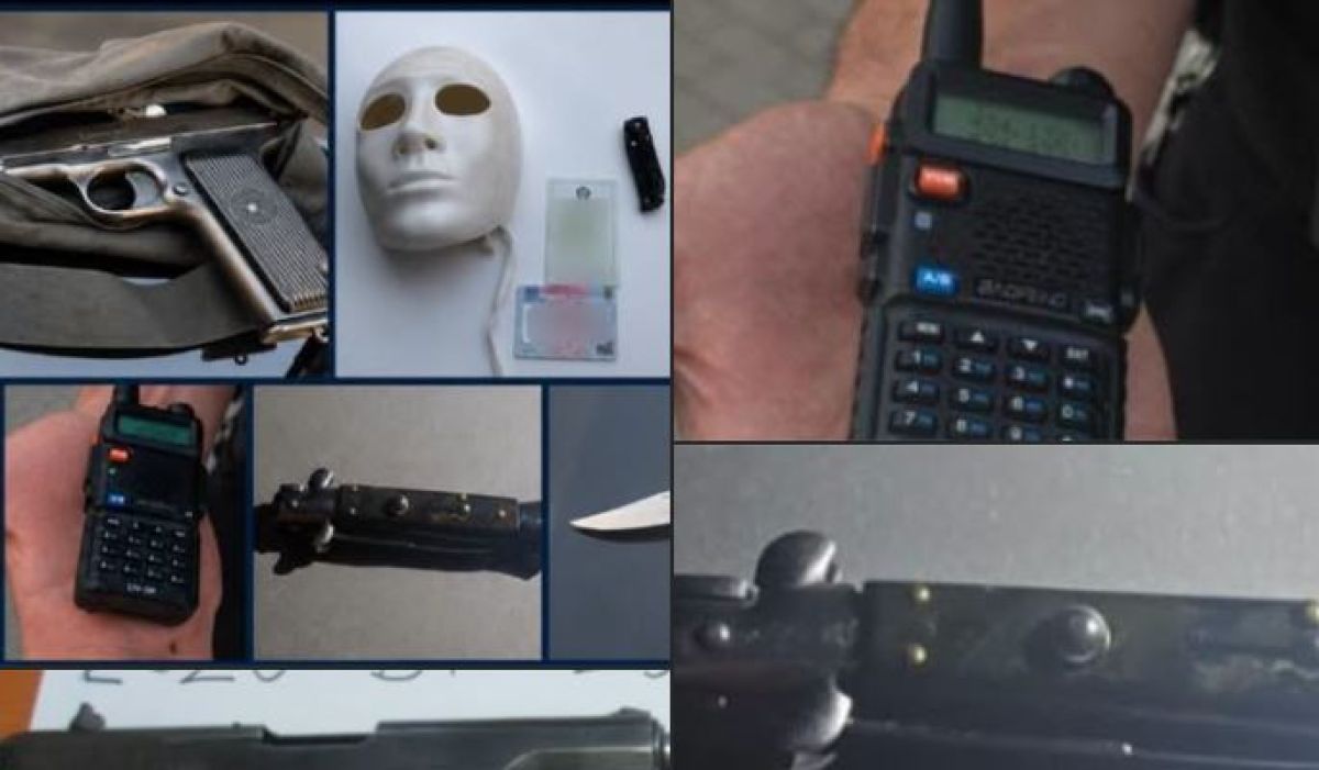 Kosova Polisi Skenderaj’da Silah ve Kesici Aletler Ele Geçirdi
