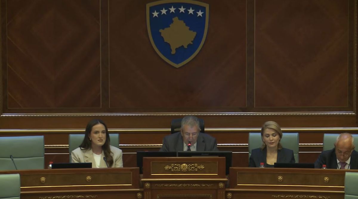 Kosova Meclisi'nin Kuruluş Oturumu Başladı