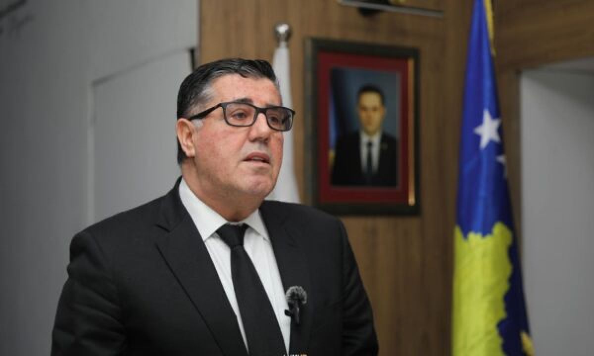 Parti İçi Meseleler Kamuoyu Önünde Tartışılmamalı