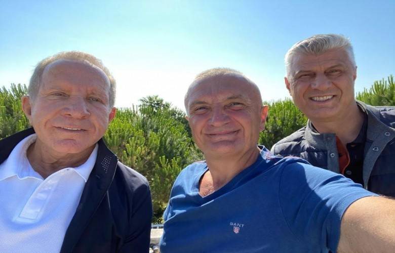Thaçi ve Pacolli, Meta’nın Misafirleri Oldu