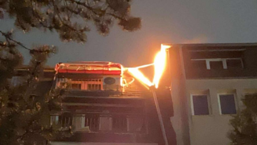 Priştine Şehir Parkı Yakınlarında Bir Apartman Dairesinde Yangın Çıktı