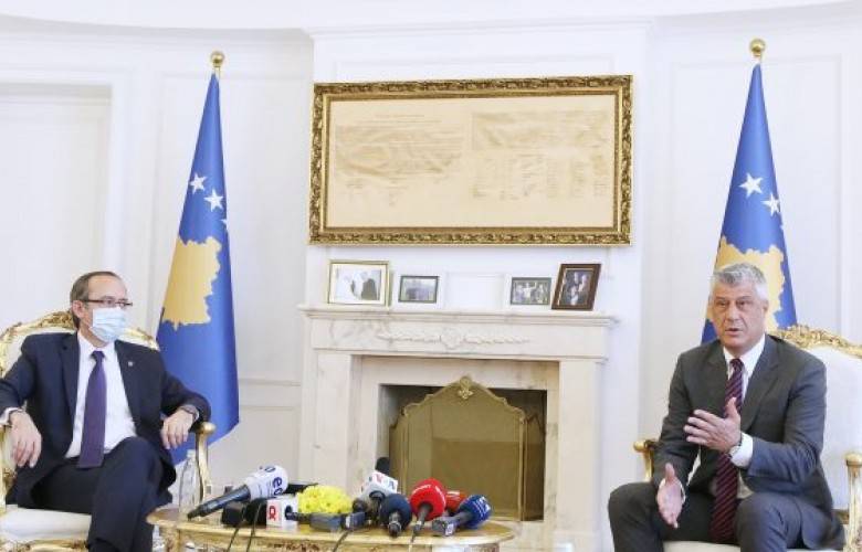 Thaçi,  Bugün de Hoti ile Bir Araya Geldi