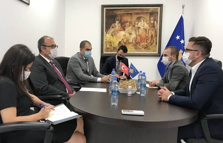 Bakan Mustafa, Büyükelçi Sakar’ı Kabul Etti
