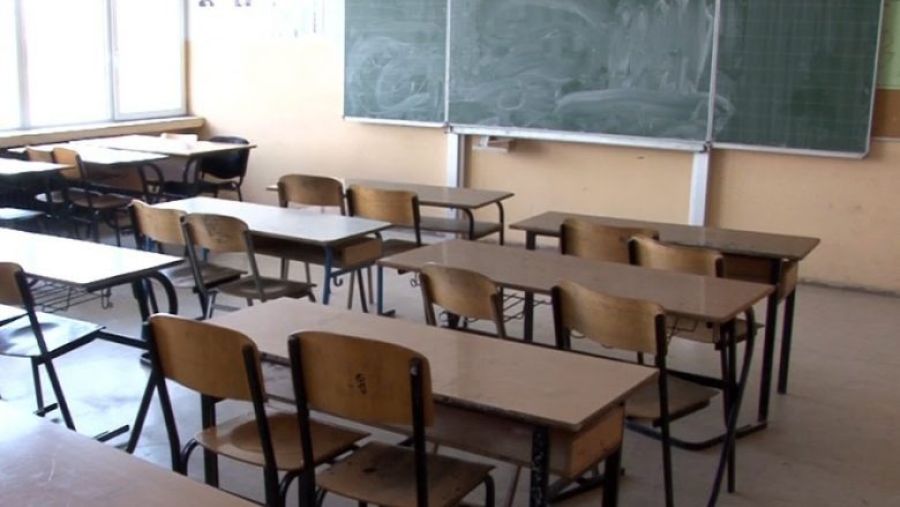 Kosova’da İki Yılda 14 Okul Kapatıldı