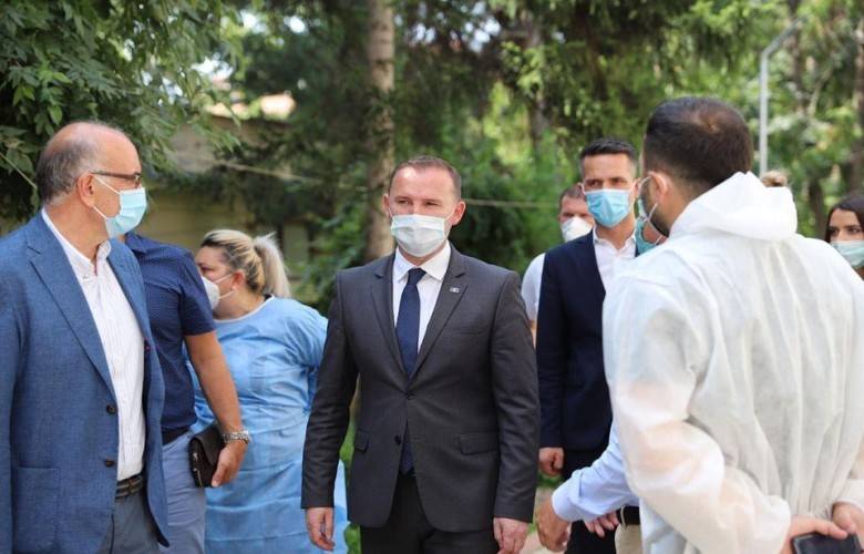 Huzur Evinde 13 Yaşlıya Virüs Bulaşmış