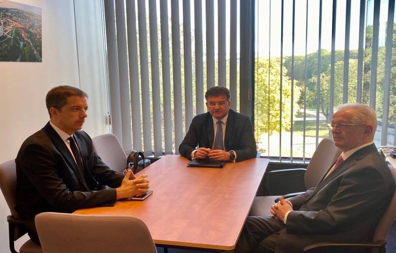 Lajçak: Bugün Tartışılan Konuların, Karmaşık Olduğu Teyit Edildi