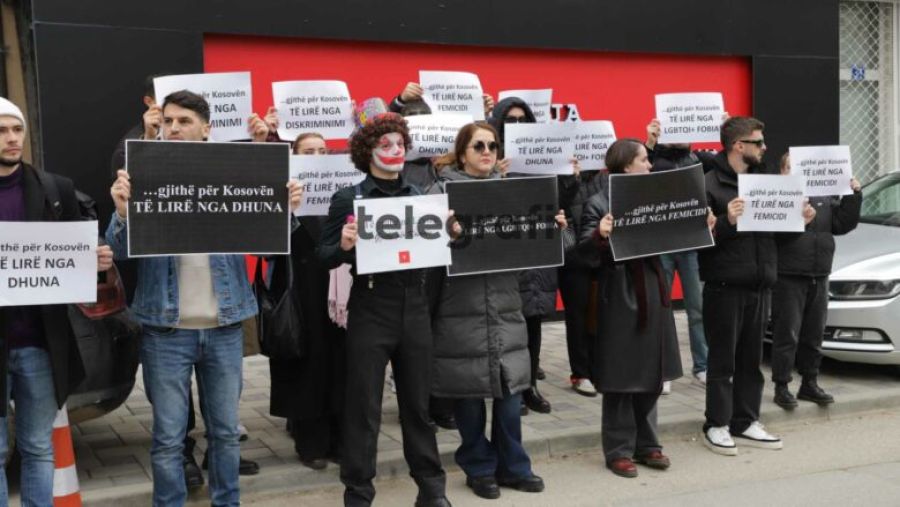 YIHR’den “Hepimiz Şiddetten Arınmış Kosova İçin” Eylemi