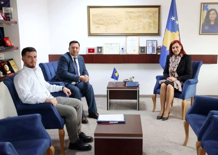 Katar’dan Mamuşa Tarımcılarına Sera Desteği