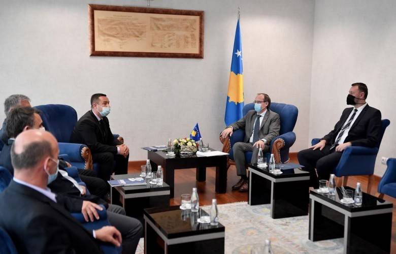 Hoti, ARKEP Temsilcilerini Kabul Etti