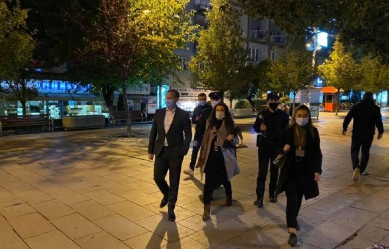 Sağlık Bakanı Zemaj, Bazı Kafeteryaları Kapattı