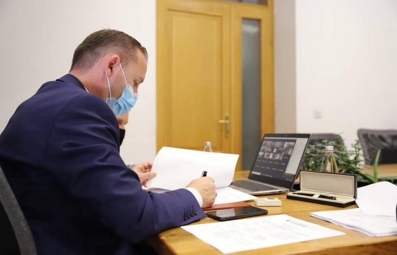 Zemaj ve Bölge Ülkeleri Bakanları, COVID-19’un Yayılmasının Engellenmesini Görüştüler