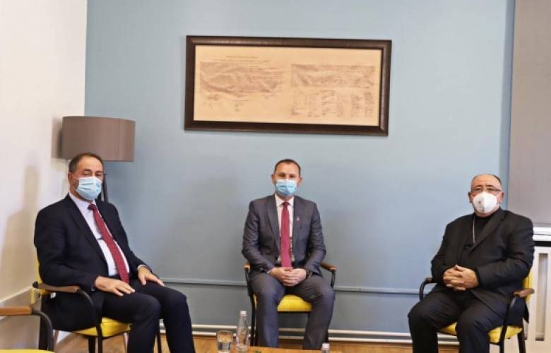 Zemaj, Dini Makamlardan Tedbirlerin Uygulanmasını İstedi