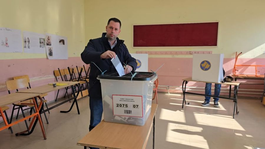 YTHP Başkanı Simitçi, “Hysen Rexhepi” İlkokulu’nda Oyunu Kullandı