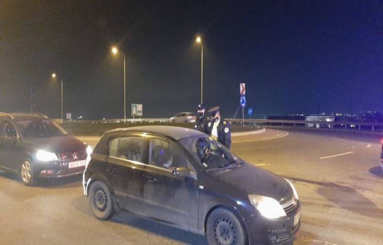 Priştine’de Sokağa Çıkma Yasağı Başladı