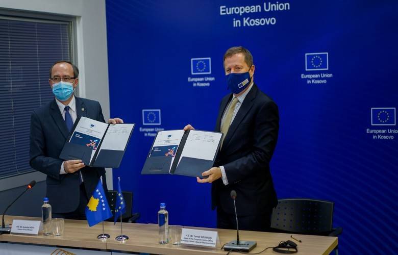 Hoti ve Szunyog, 26.5 Milyon Euroluk Bütçe Sözleşmesini İmzaladı