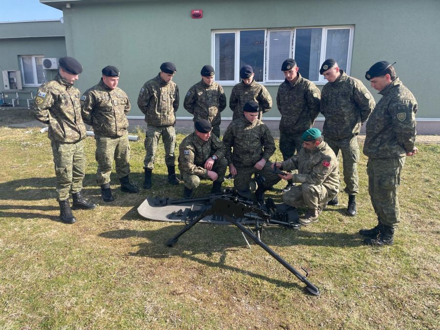 Türk Kuvvetlerinden  KGG Askerlerine, Otomatik Bombaatar Eğitimi