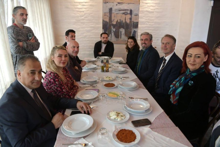 Orav, Prizren’de Topluluk Parti Temsilcileriyle Bir araya Geldi