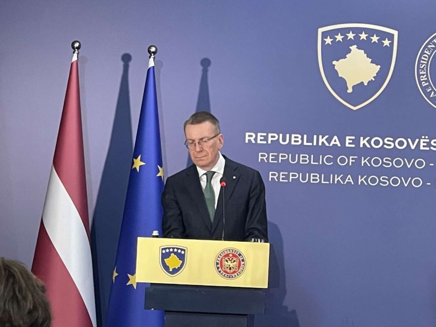 Yıl Sonuna Kadar Kosova’ya Aday Statüsünün Verileceğini Vaat Edemem
