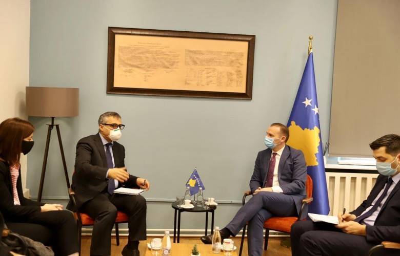 Zemaj: Anti-Covid Aşısının Temini İçin Devamlı İletişimdeyiz