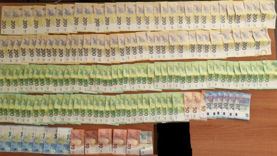 Dört Sırbistan Vatandaşında Beyan Edilmemiş 51 Bin Euro Bulundu