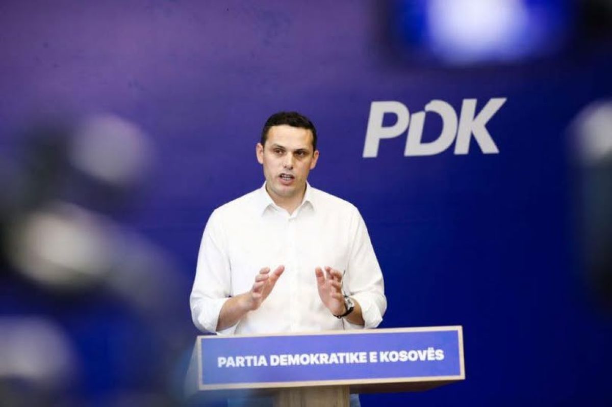 LVV Kosova’yı Bloke Ediyor, Kurti Siyasi İradesini Anayasa’nın Üzerine Koyuyor