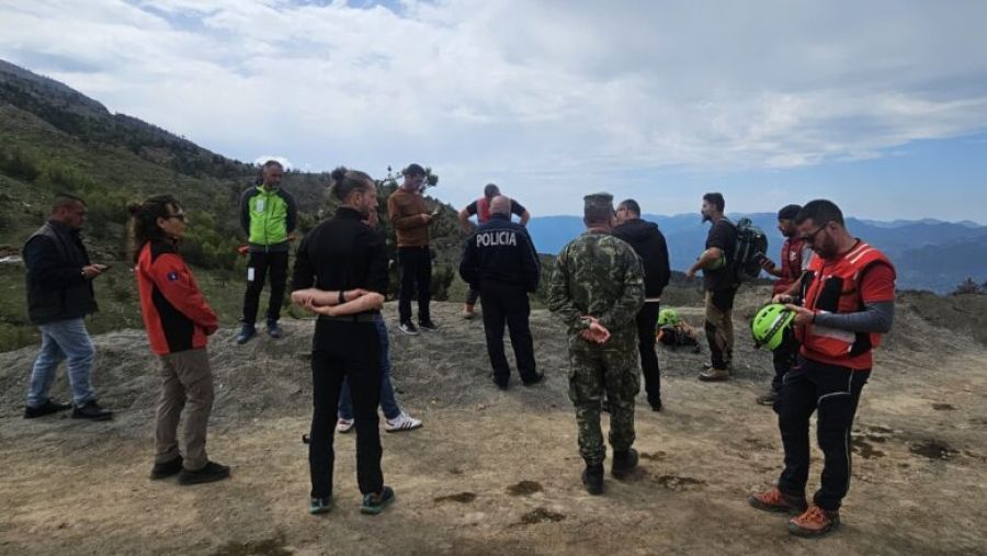 Burrel'de Arama-Kurtarma Operasyonu Yüksek Risk Nedeniyle Askıya Alındı