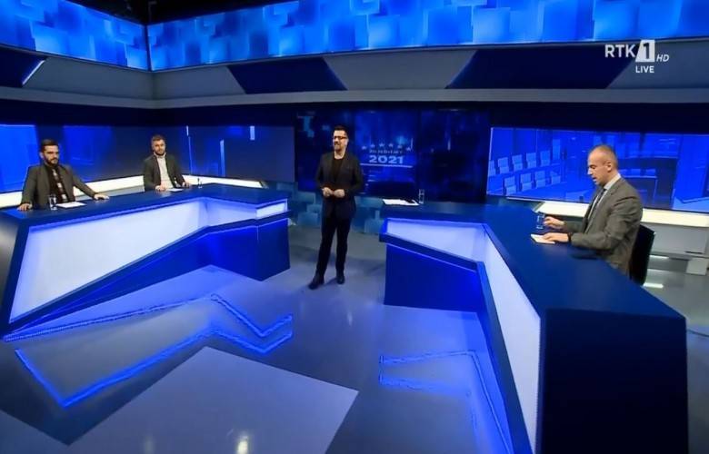 Kampanyanın İlk Günü, Suçlamalar ve Klişe Konuşmalar