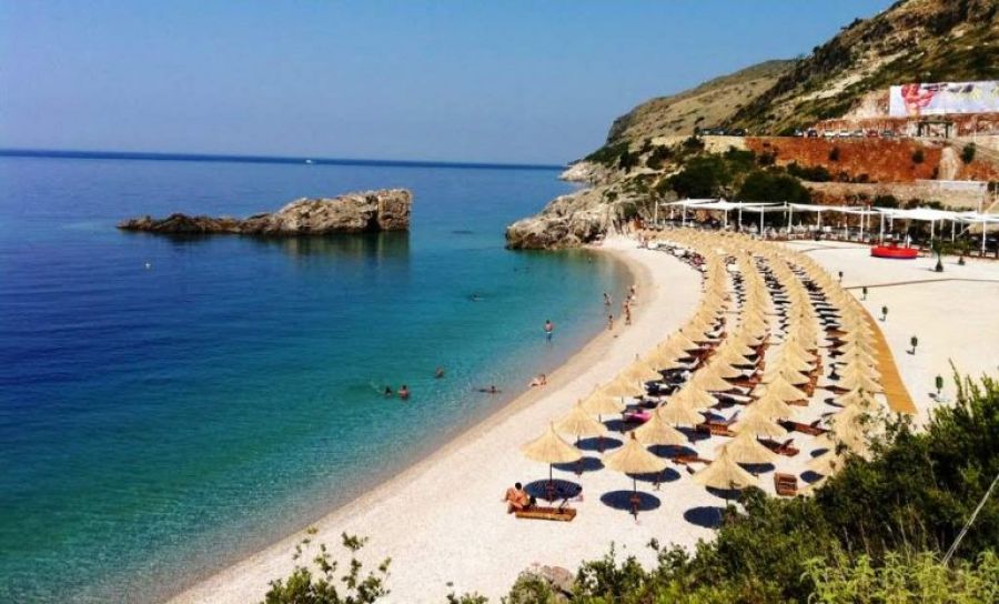 Kosovalılar Tatil İçin Arnavutluk'tan Vazgeçmiyorlar