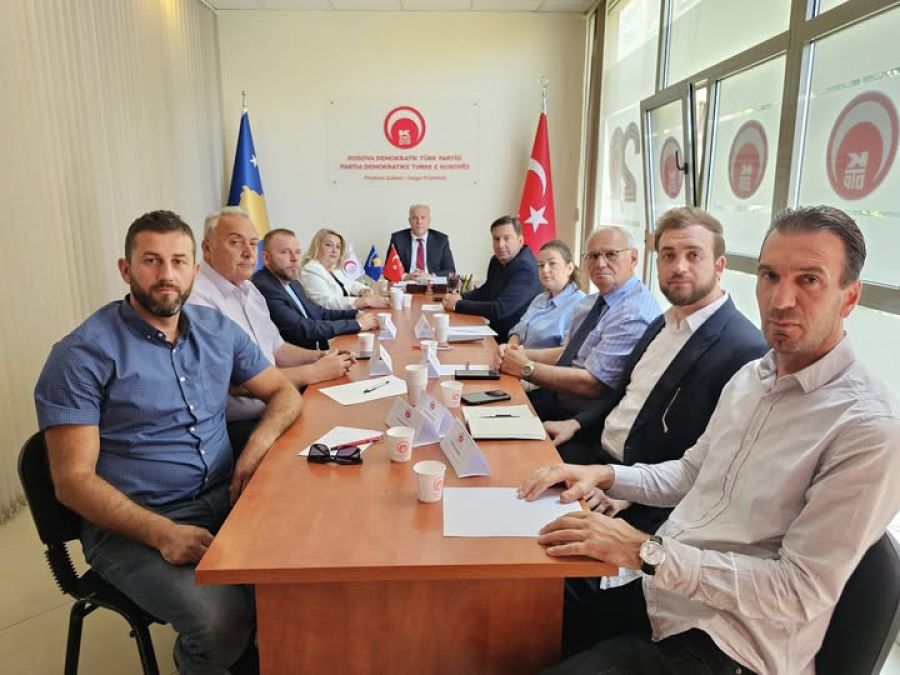 KDTP Danışma Kurulu Toplantısı Priştine’de Yapıldı