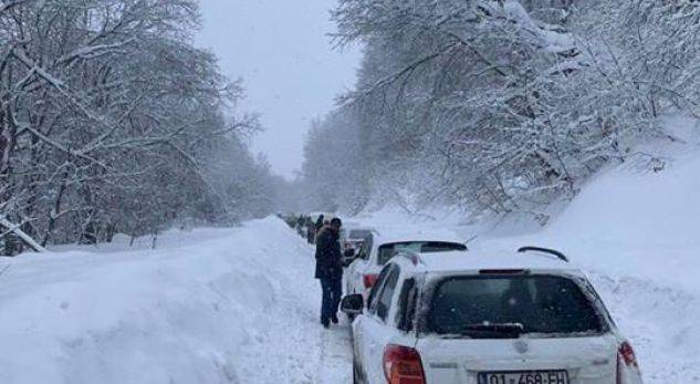 Brezovica Yolu Kapalı