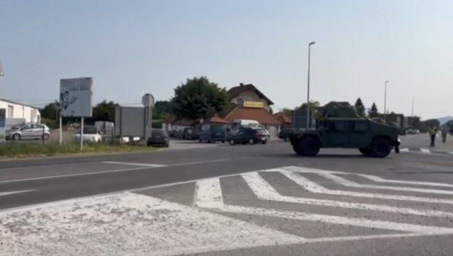 Sırp Polisini Öldüren Şüphelinin Yakalanması İçin Helikopterler Devreye Girdi