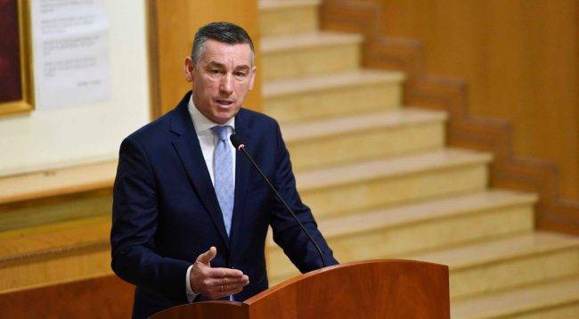 Kosova Devleti, Ülkeden Kaçmakla Güçlenemez