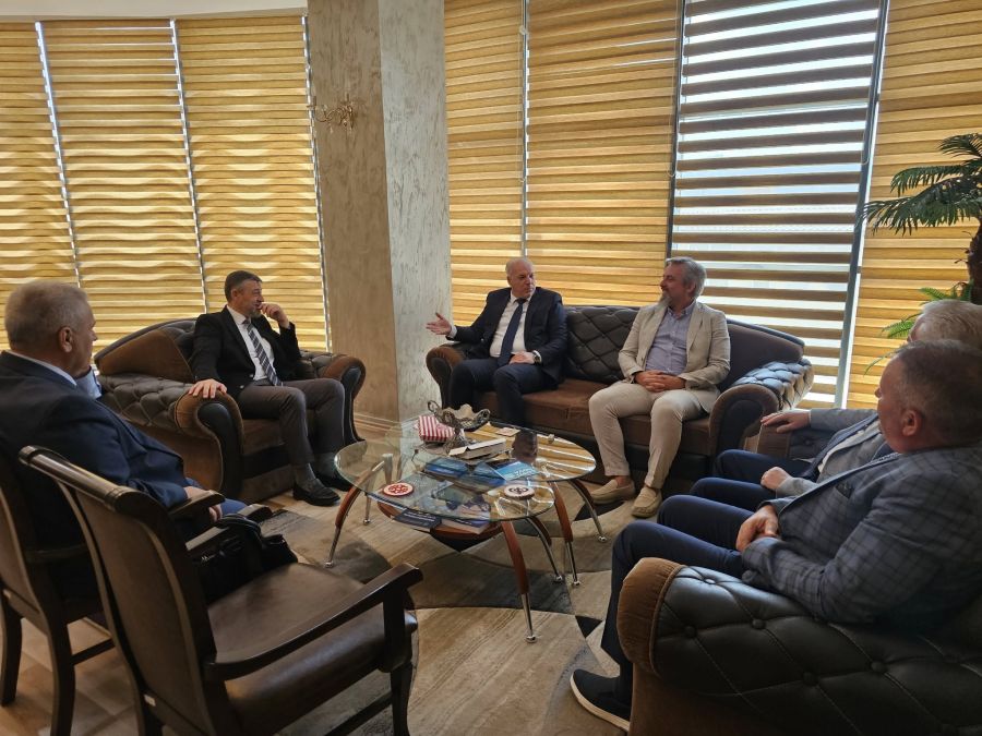 KDTP’den Gostivar Üniversitesine Ziyaret