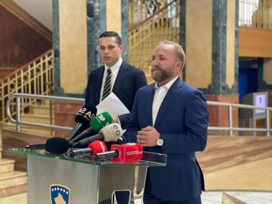 PDK: LVV Kuralları Suistimal Etti, Kurti ile Toplantıya Gidiyoruz