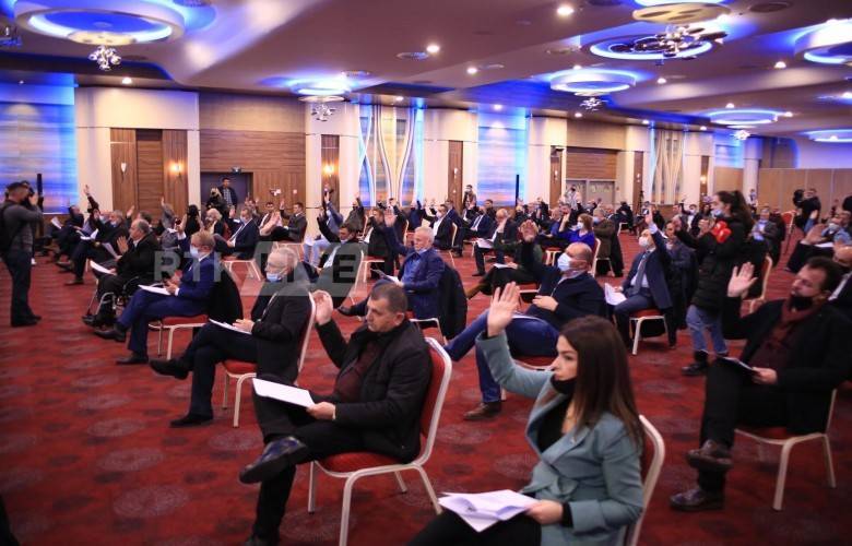LDK,  Yeni Başkanlık Kurulu’nu Seçti