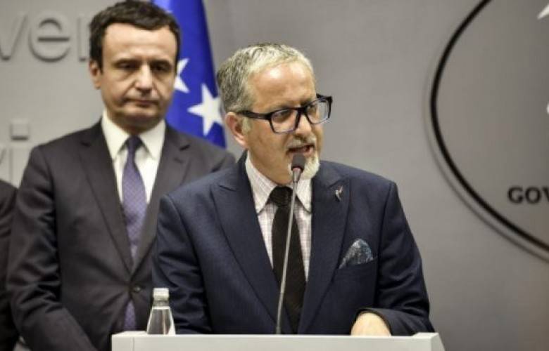 Kosova, Öğretmenlerin Arnavutluk’ta Çin Aşılarını Almasını Reddetti