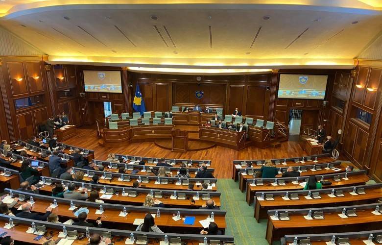Kurti Hükümeti, Gazetecilere Yönelik Zorbalığı Başlatan İlk Hükümet Oldu