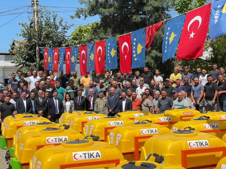TİKA’dan Mamuşa  Çiftçilerine Tarım Makineleri Desteği 