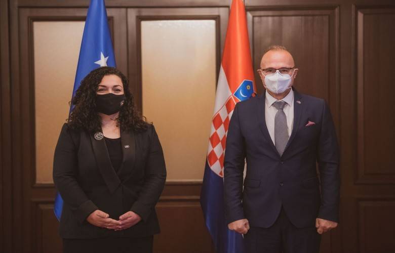 Kosova’ya Derhal Vize Serbestisi Verilmeli