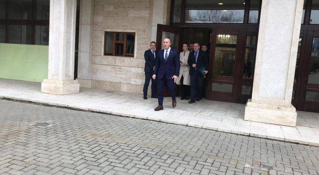 Amerika’nın Kosova’da Sözcüye İhtiyacı Yok