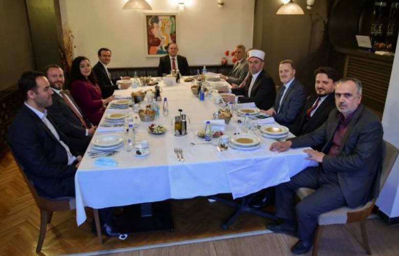 Cumhurbaşkanı Osmani, Ülke ve Diyanet Yöneticilerine İftar Verdi