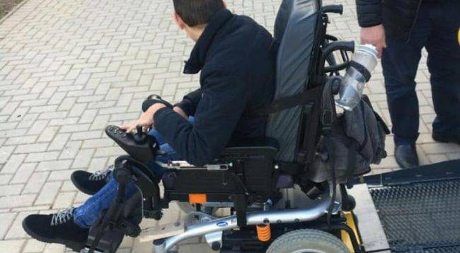 Priştine’de Özel İhtiyaçlı Çocuklara  Ulaşım Sağlanıyor