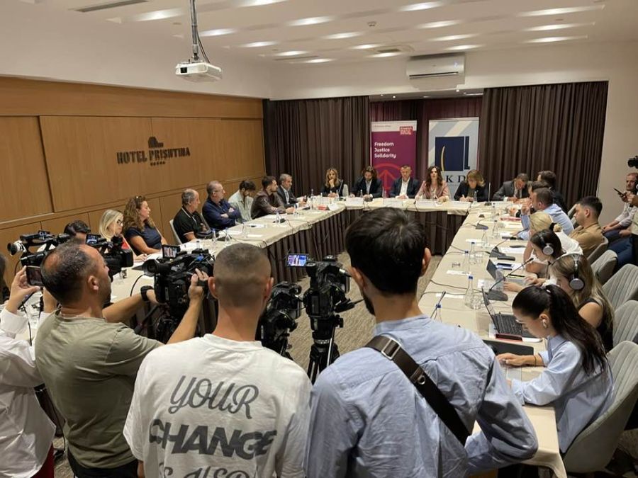 Kosova Meclisi Tıkanmış Durumda: Demokrasi Sınavda, Çözüm Uzlaşı mı?