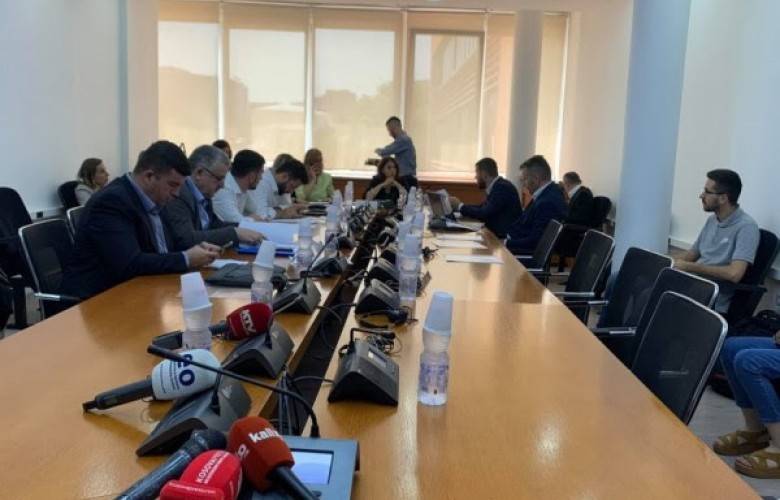 RTK Yönetim Kurulu’nun Görevden Alınmasına Yönelik Öneri Kosova Meclisi’ne Gönderildi