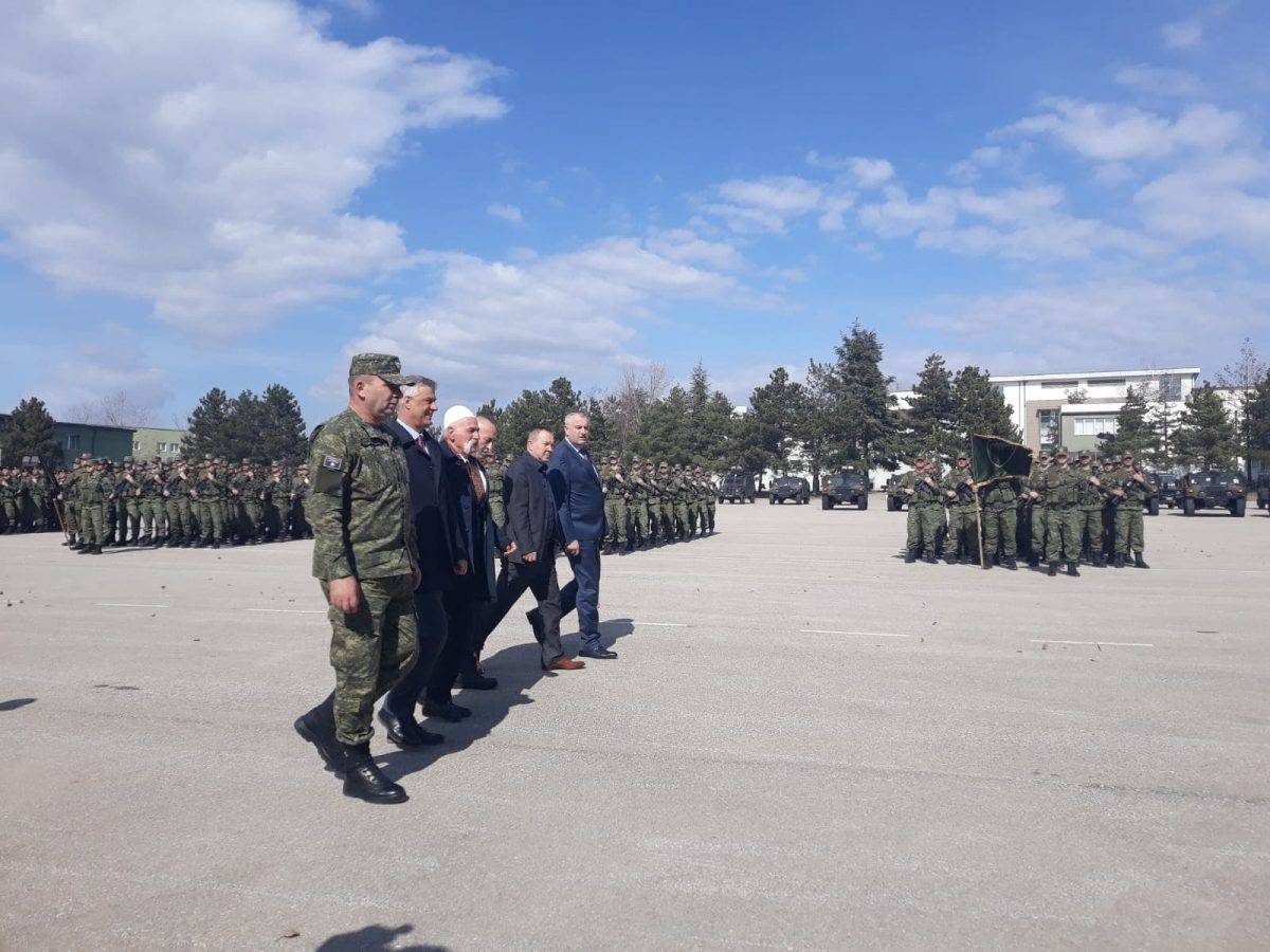 “UÇK Destanı” Thaçi ve Haradinaj’ı Bir Araya Getirdi