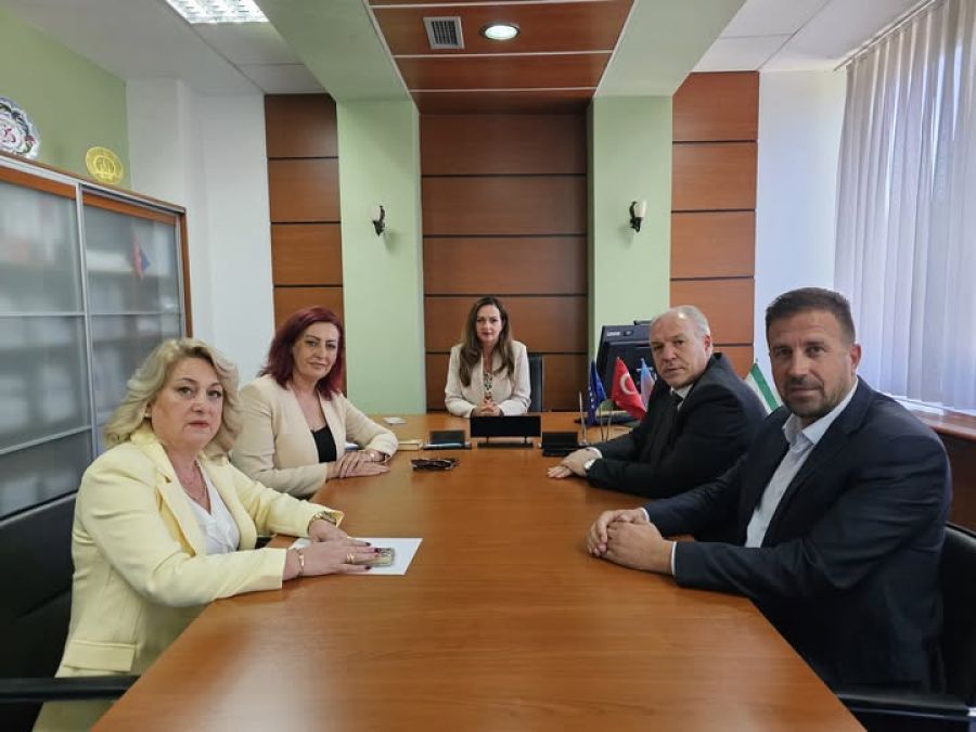 KDTP, Bakan Nagavci ile  Türkçe Ders Kitapları Konusunu Görüştü